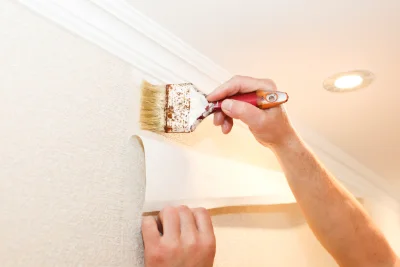 Pose de papier peint à Clarbec — revêtements muraux et toiles de verre